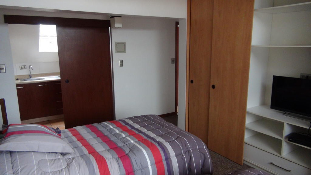 Hostal Los Avellanos 特木科 外观 照片